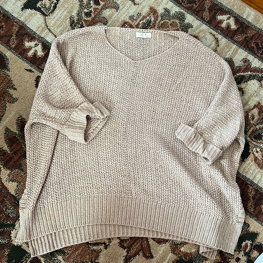 EASEL SWEATER